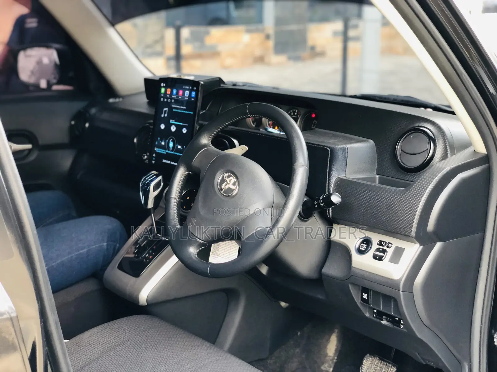 Toyota Corolla Rumion 2012 Black