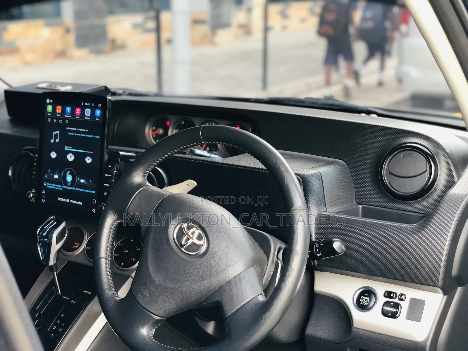 Toyota Corolla Rumion 2012 Black