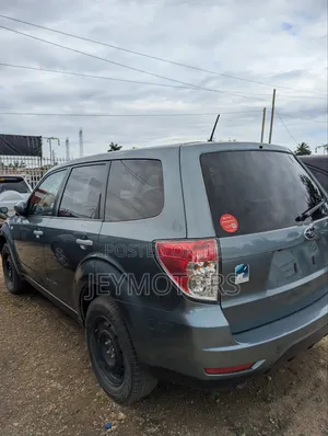 Subaru Forester 2009 Gray
