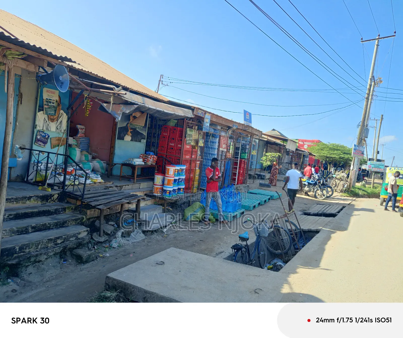 Fremu 35 Na Ukumbi Zinauzwa Ukonga Moshibar.