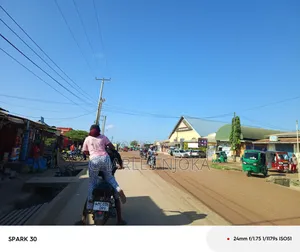 Fremu 35 Na Ukumbi Zinauzwa Ukonga Moshibar.