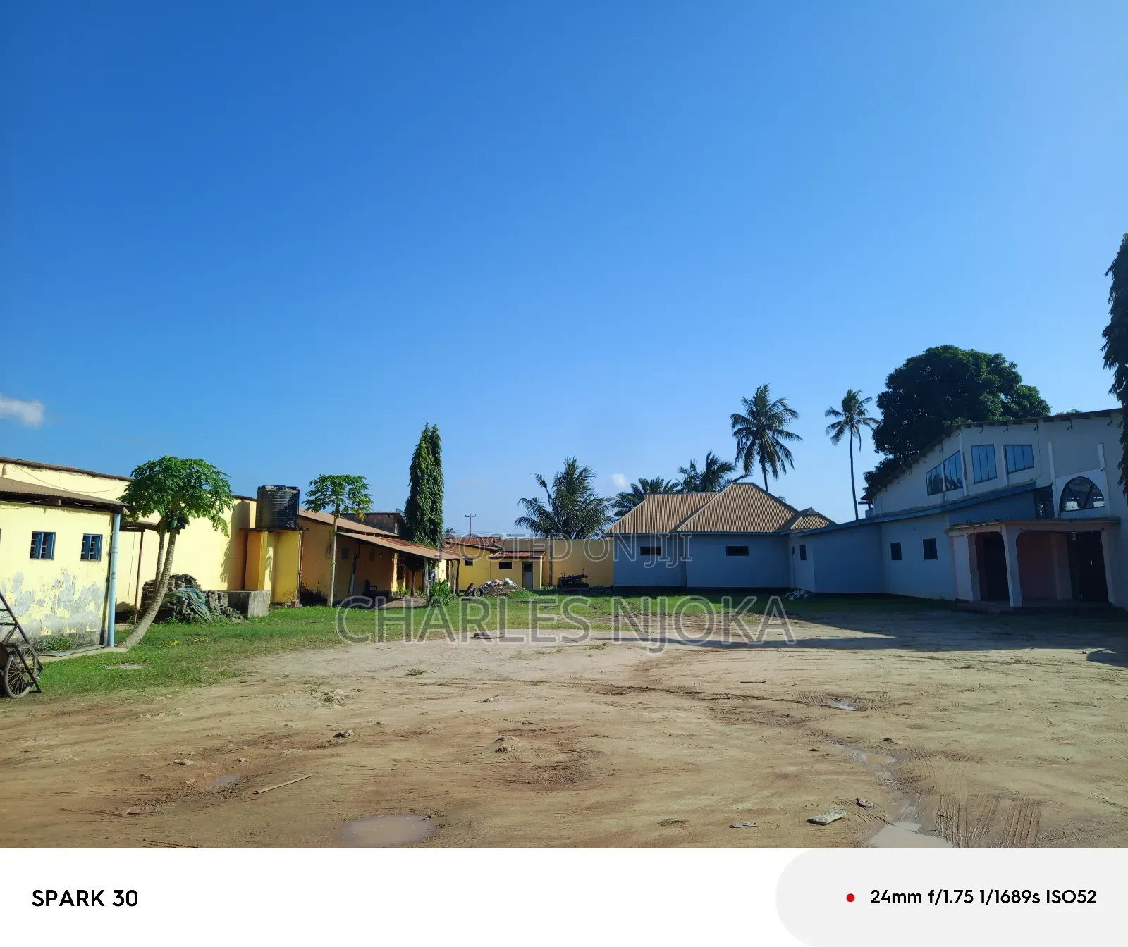 Fremu 35 Na Ukumbi Zinauzwa Ukonga Moshibar.