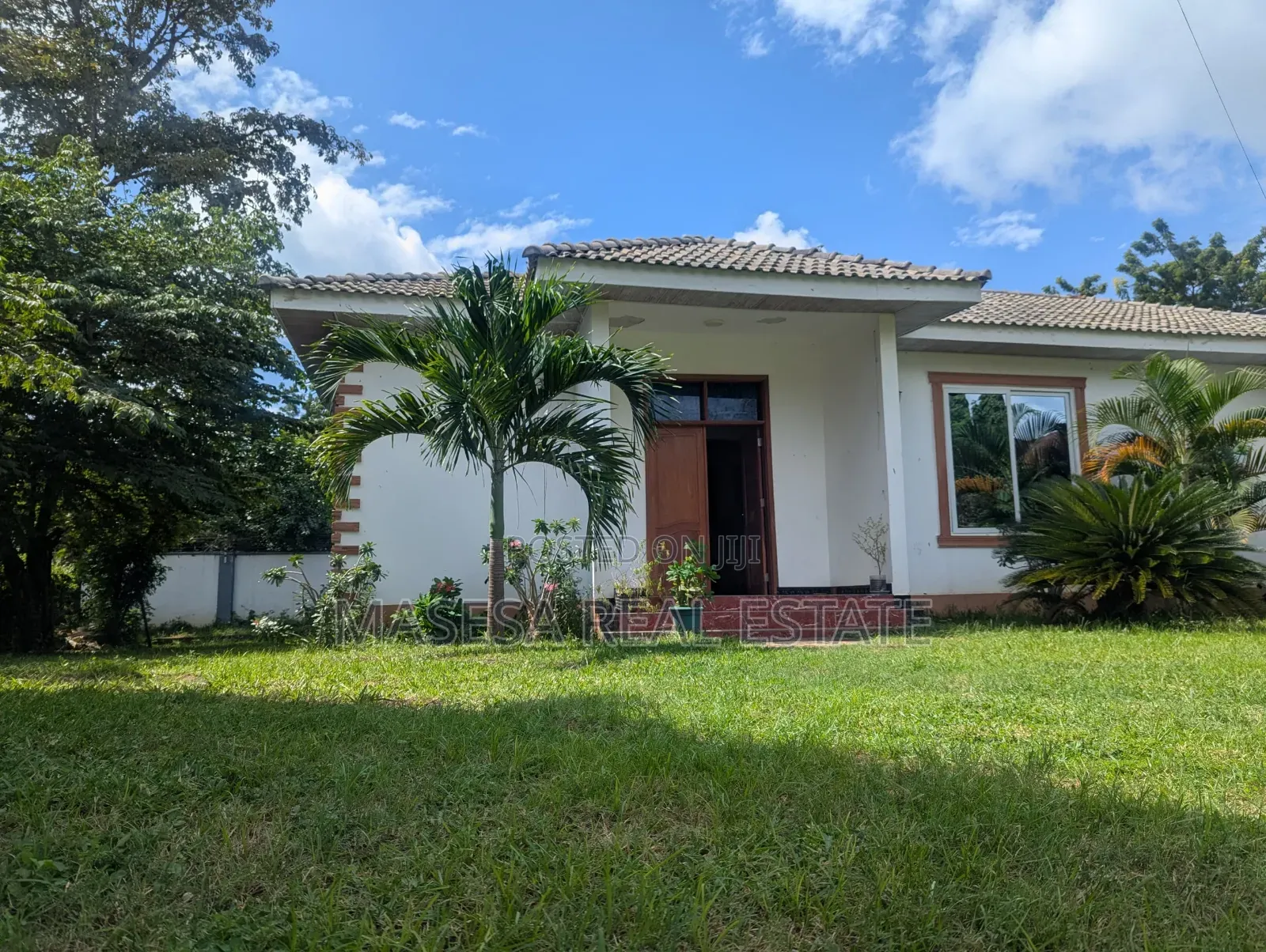 2bdrm Villa in Oyster Bay for rent