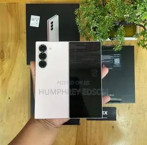 New Samsung Galaxy Z Fold6 256 GB Gold