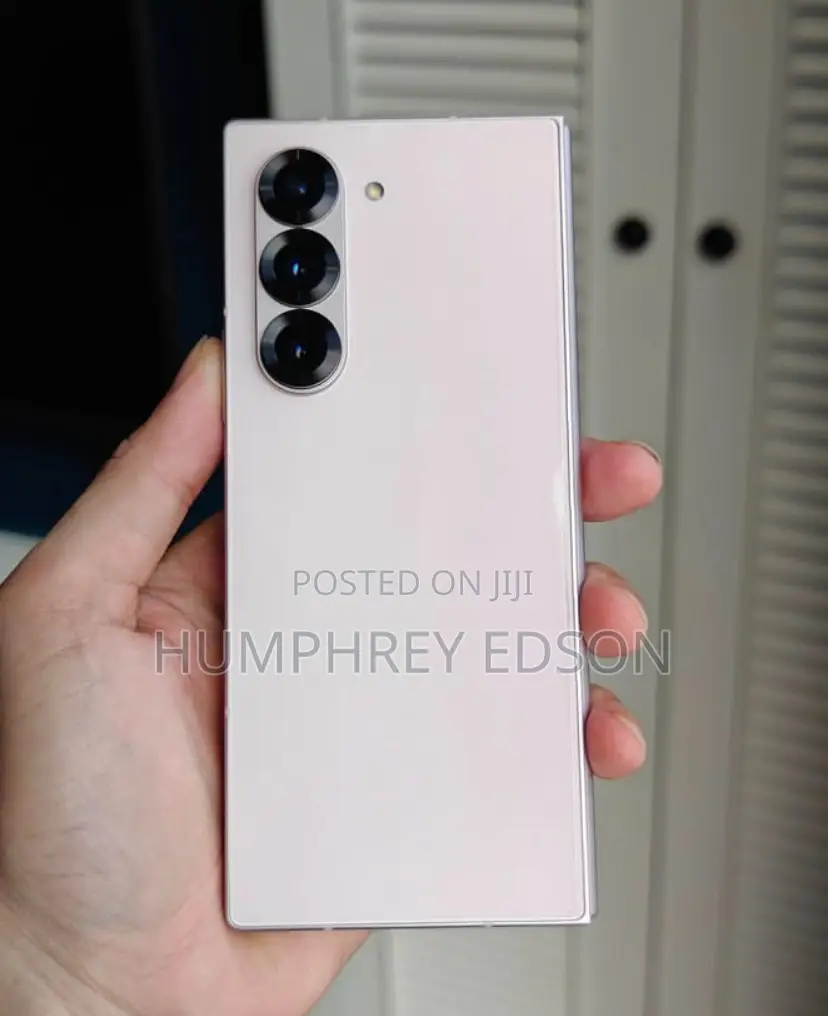 New Samsung Galaxy Z Fold6 256 GB Rose Gold