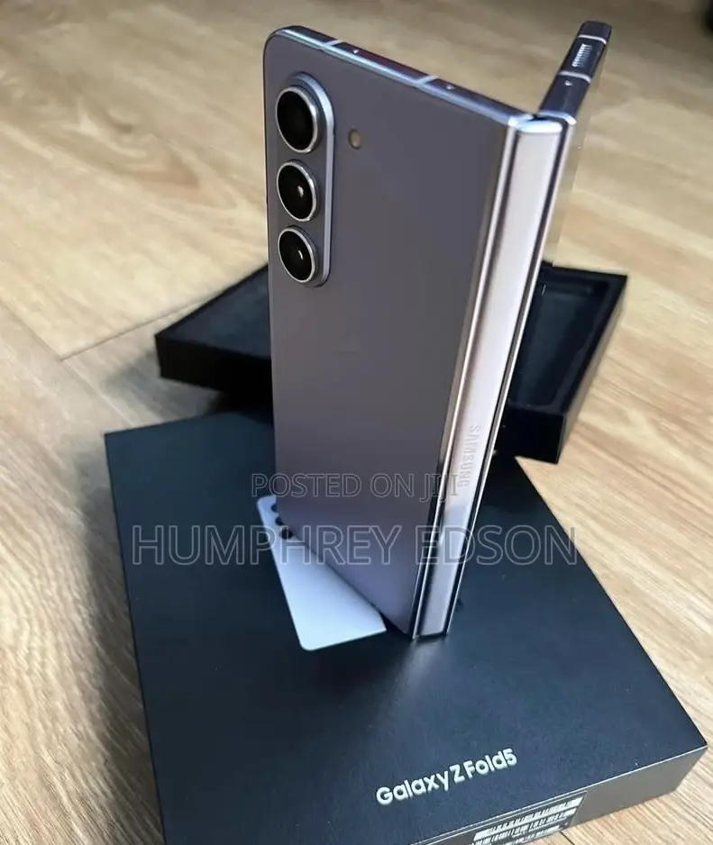 New Samsung Galaxy Z Fold 5 256 GB Black