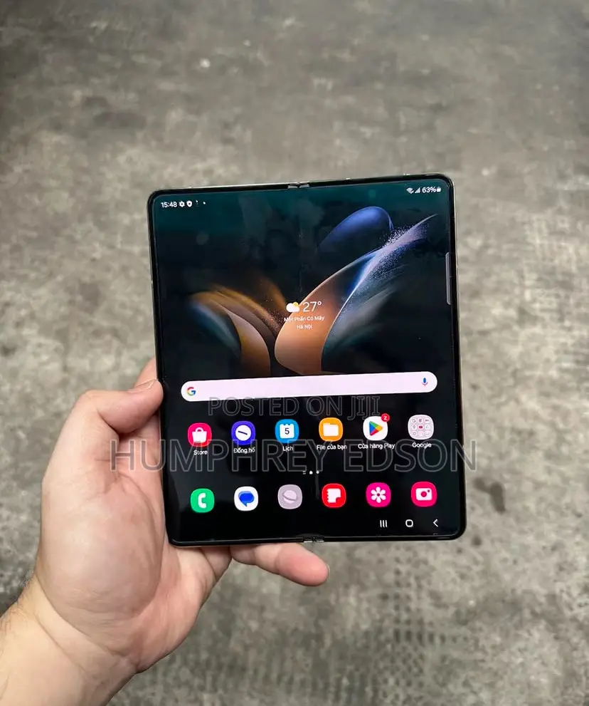 New Samsung Galaxy Z Fold4 256 GB Gold