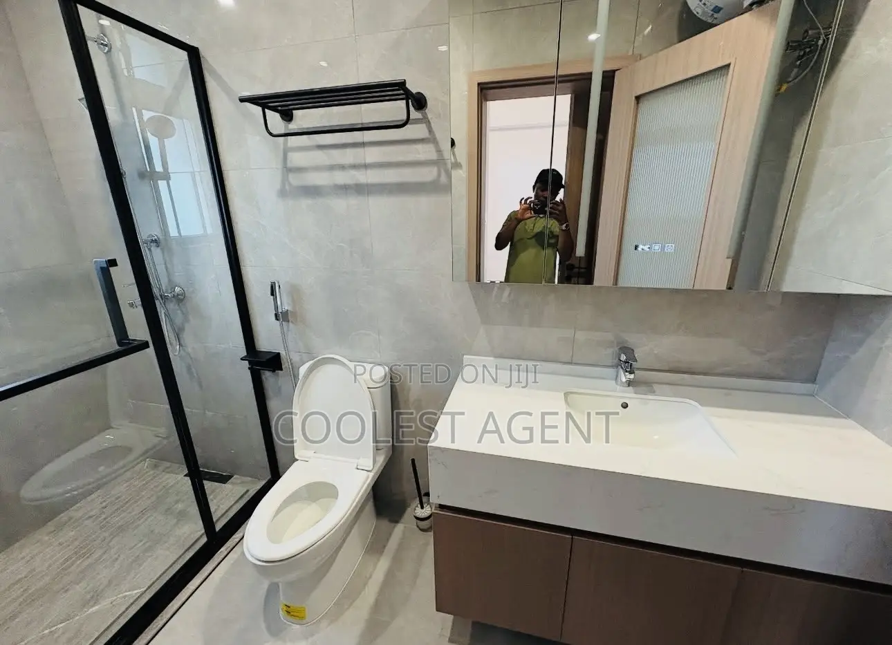 3bdrm Apartment in Coolest Estate, Masaki for sale
