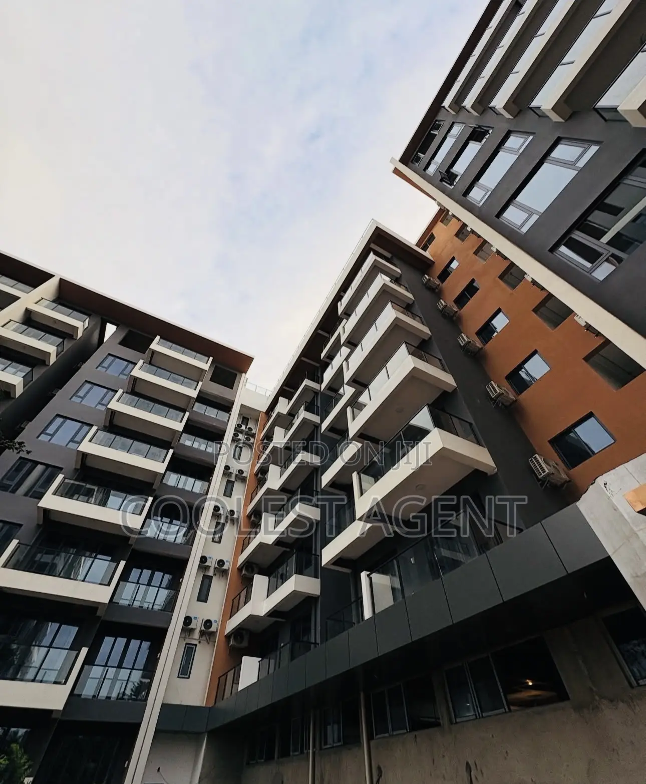 3bdrm Apartment in Coolest Estate, Masaki for sale
