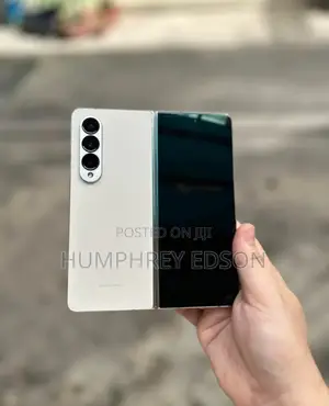 Samsung Galaxy Z Fold4 256 GB Gold
