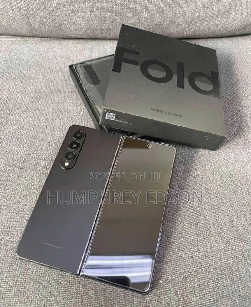 New Samsung Galaxy Z Fold4 256 GB Black