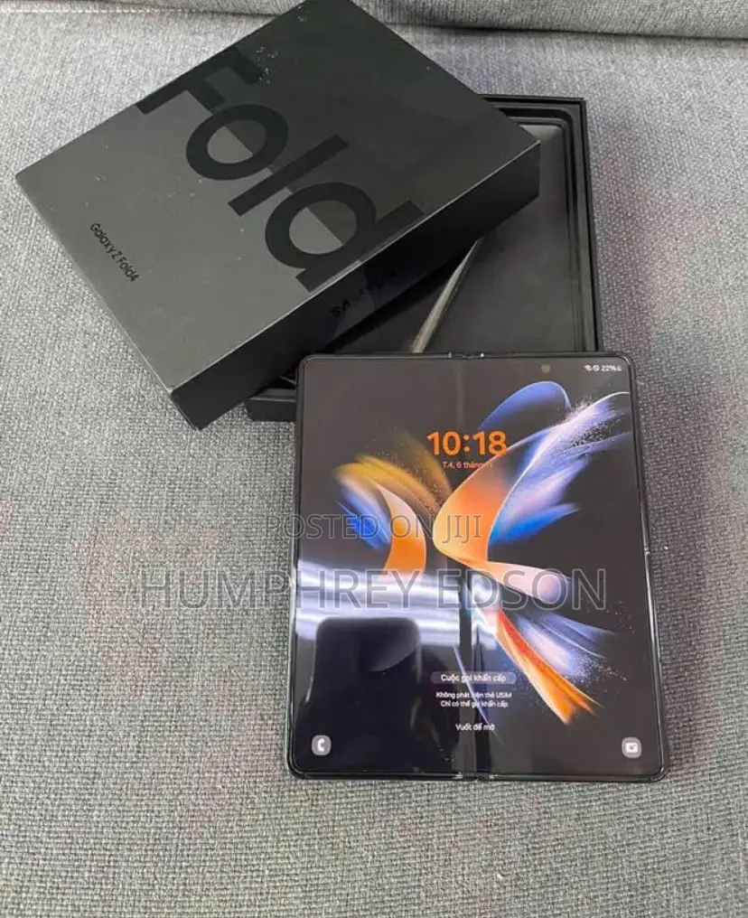 New Samsung Galaxy Z Fold4 256 GB Black