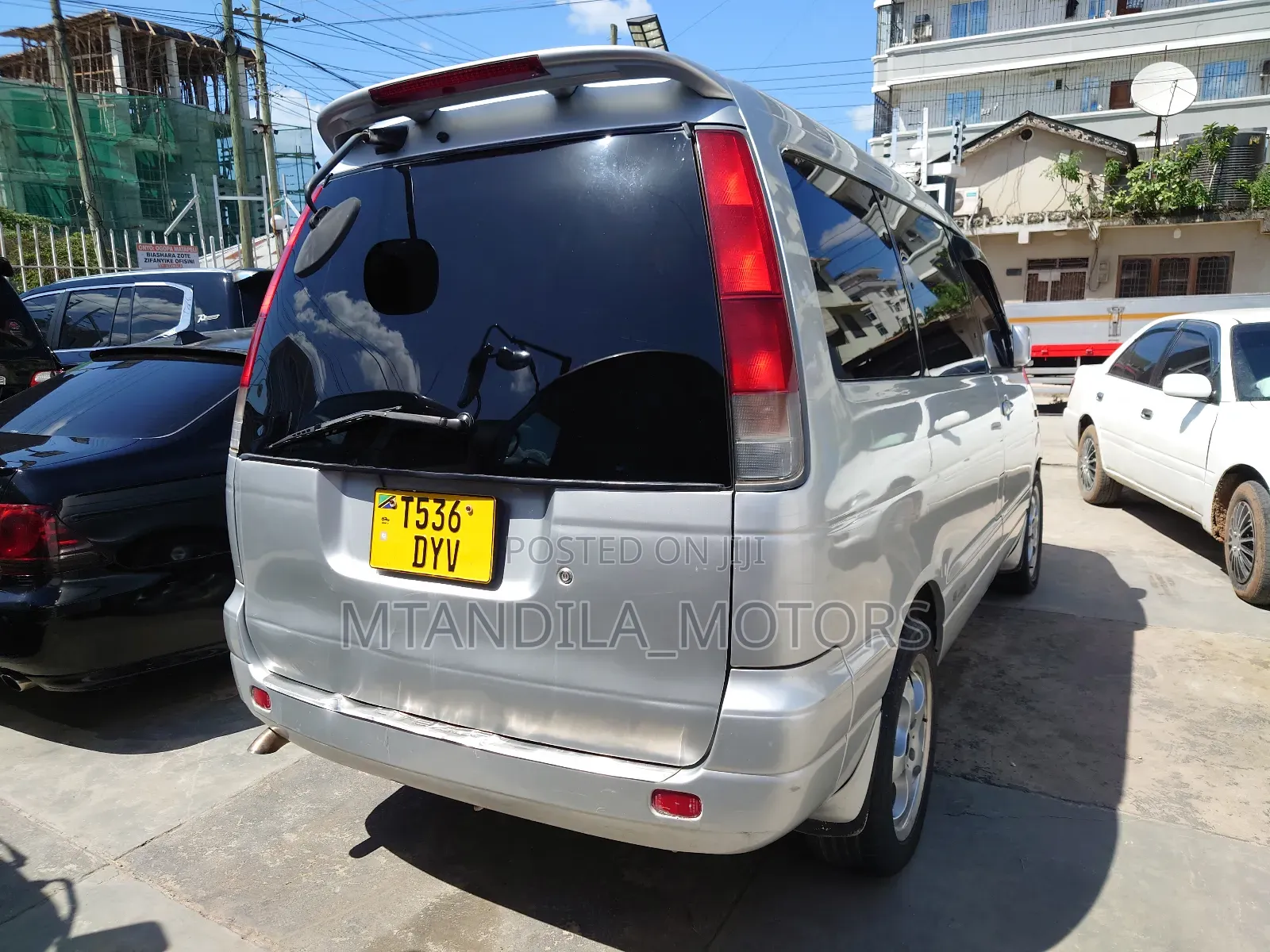 Toyota Noah 2003 Silver