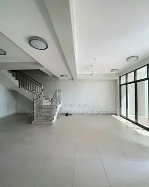 3bdrm Penthouse in Mikocheni for rent