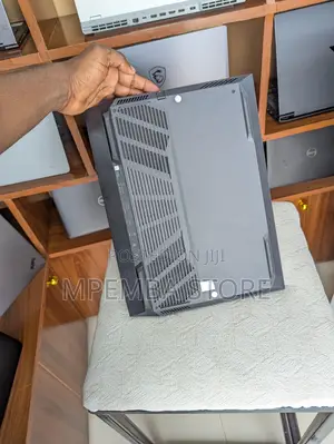 New Laptop Dell G15 5535 16GB Intel Core i7 SSD 1T