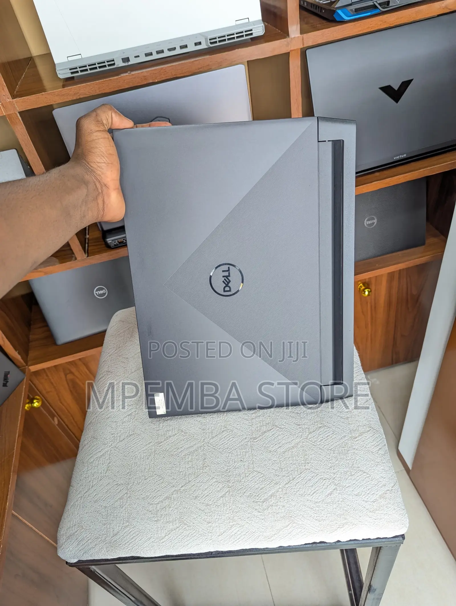 New Laptop Dell G15 5535 16GB Intel Core i7 SSD 1T