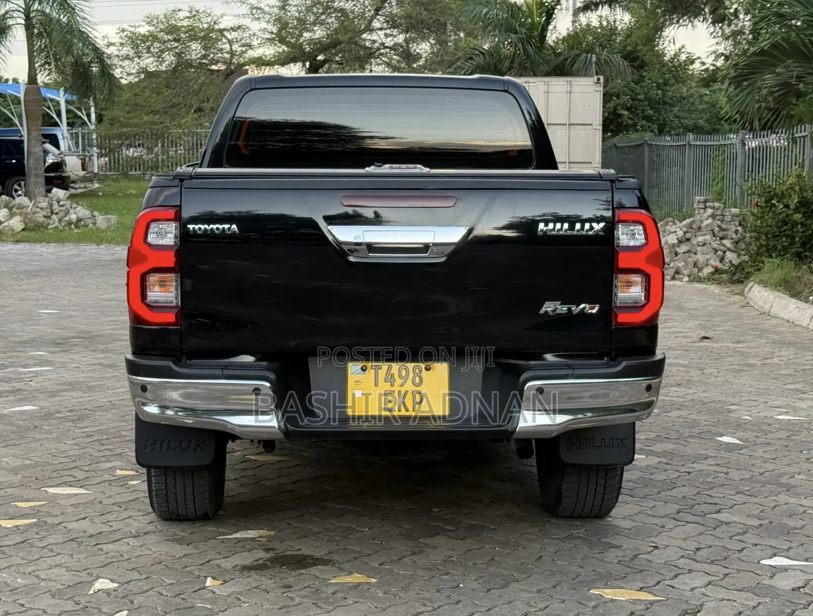 Toyota Hilux Revo Double Cab Deisel 2.4 RWD 2021 Black