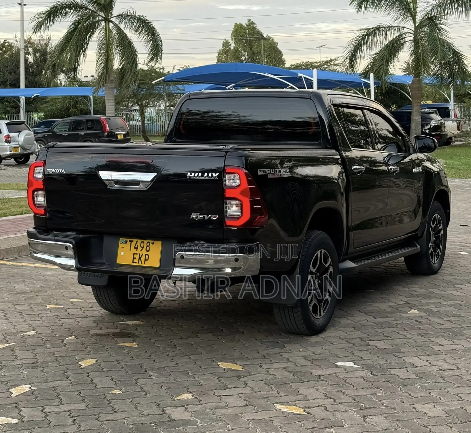 Toyota Hilux Revo Double Cab Deisel 2.4 RWD 2021 Black
