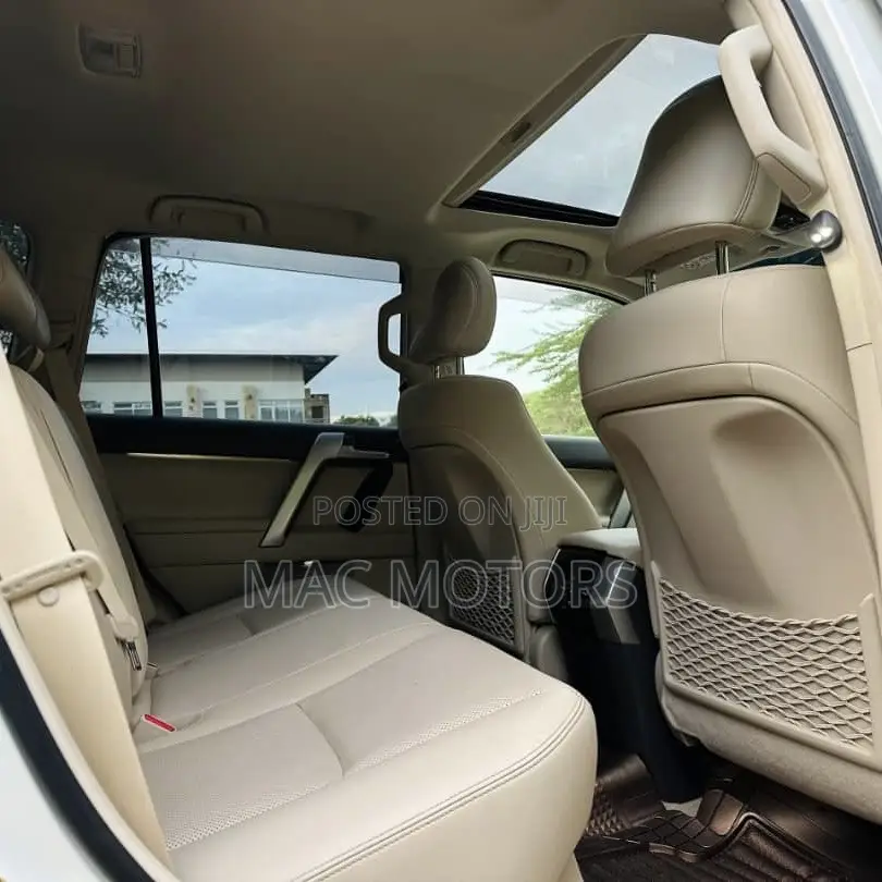 Toyota Land Cruiser Prado 2.8 2020 White