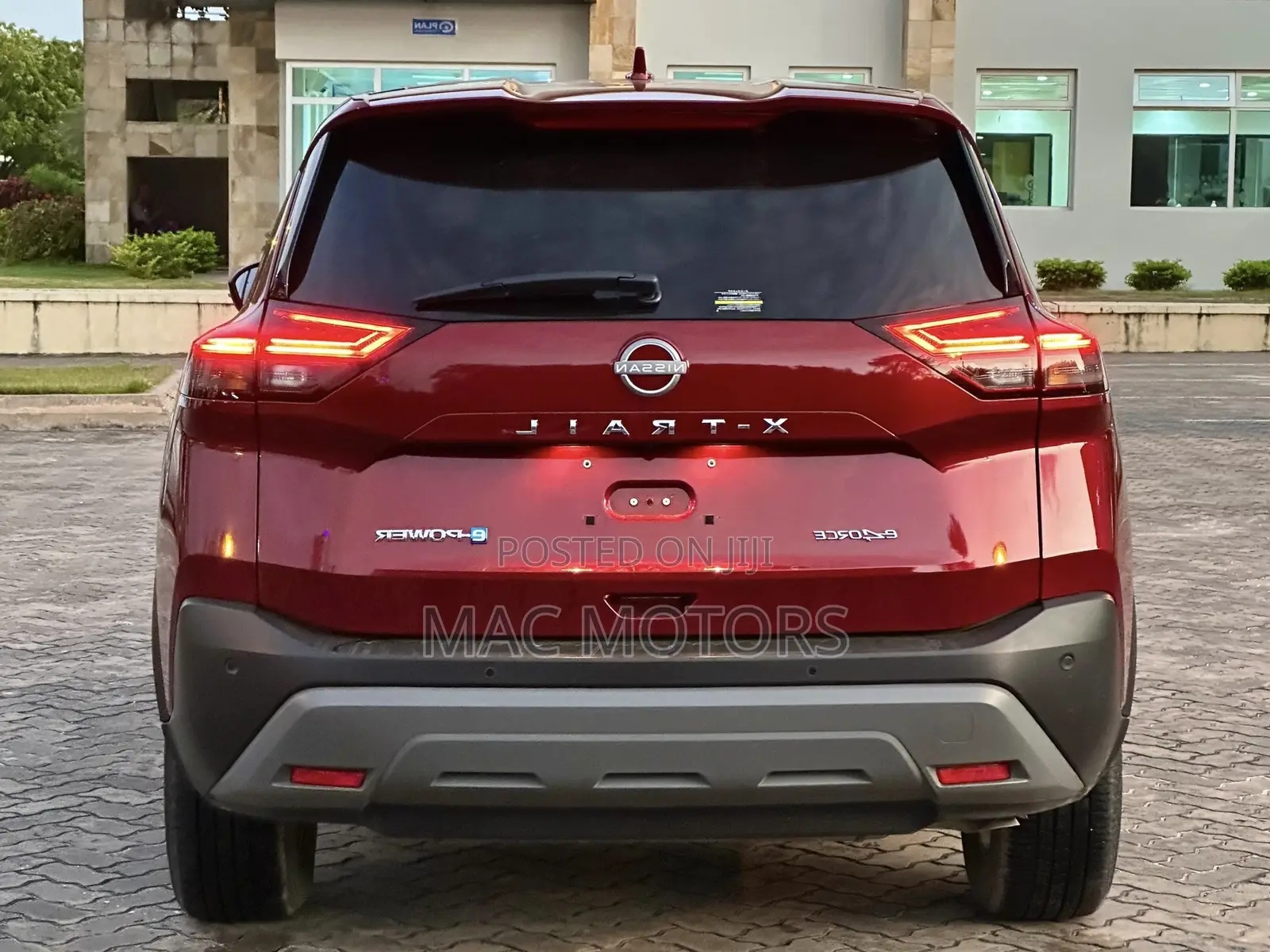 Nissan X-Trail 1.5 Hybrid AWD 2022 Burgundy