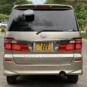 Toyota Alphard 2005 Gold