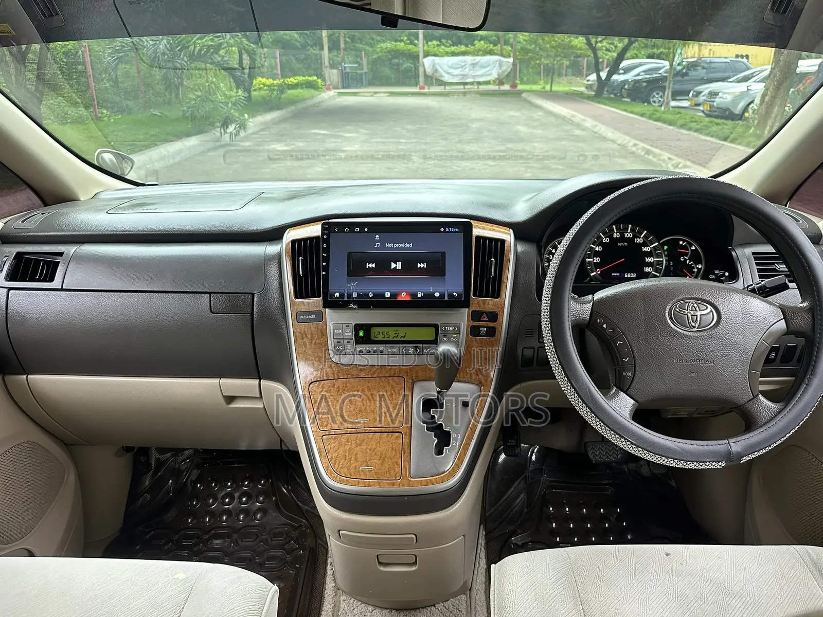 Toyota Alphard 2005 Gold