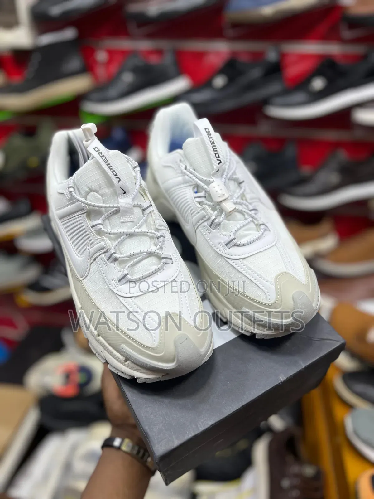 Classically Grade One and Pure Leather Sneakers
