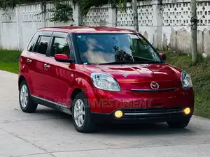 Mazda Verisa 2010 Red