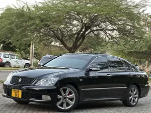 Toyota Crown 2006 Black
