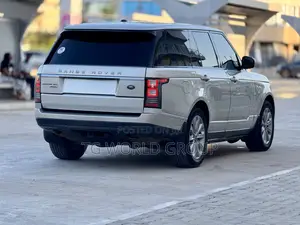 Land Rover Range Rover Vogue 2014 Gold