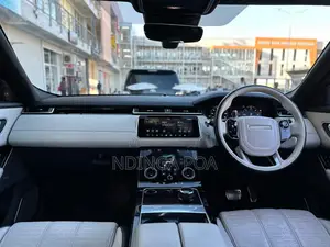 Land Rover Range Rover Velar D180 HSE R-Dynamic 4x4 2018 Black