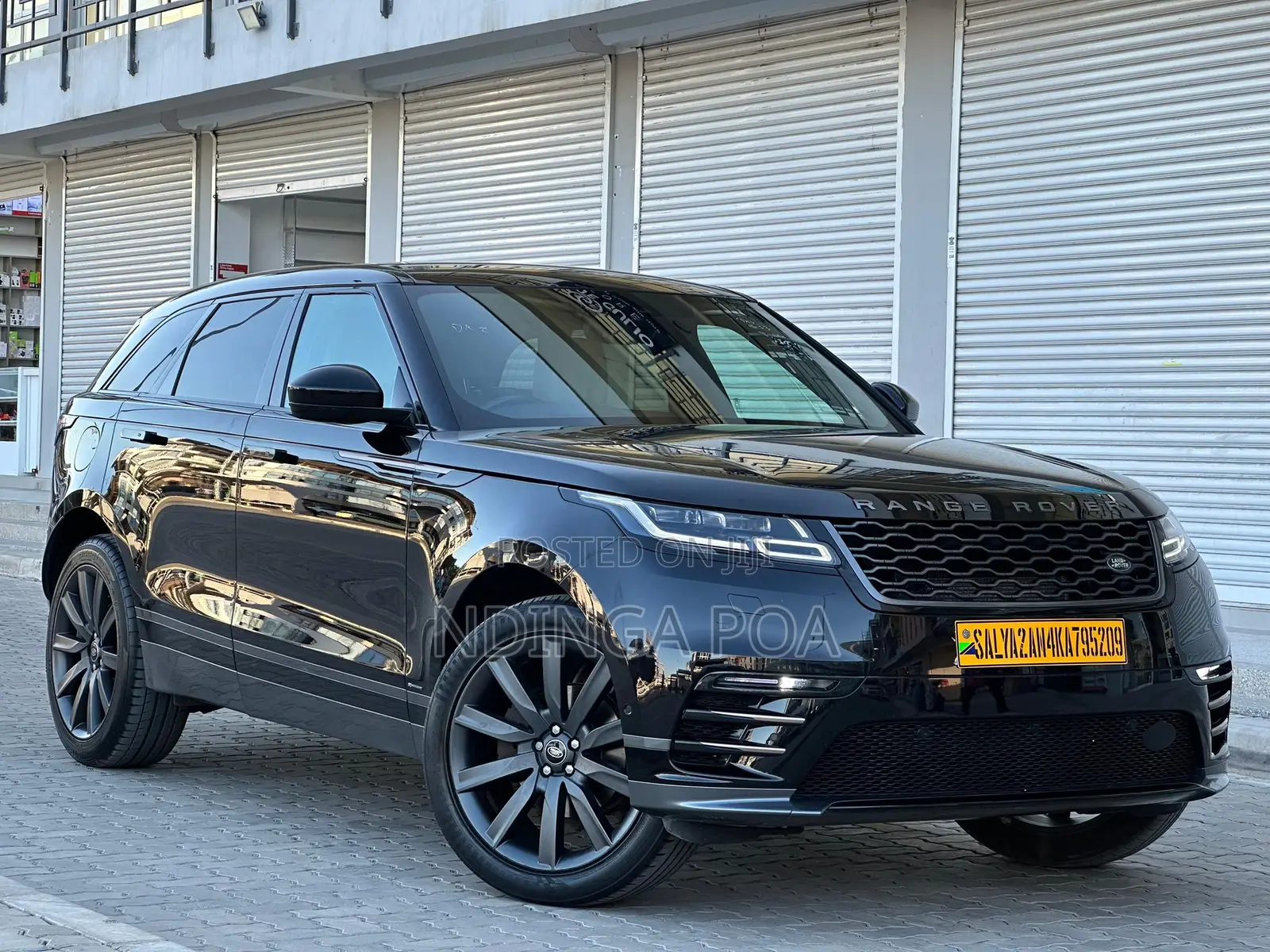 Land Rover Range Rover Velar D180 HSE R-Dynamic 4x4 2018 Black