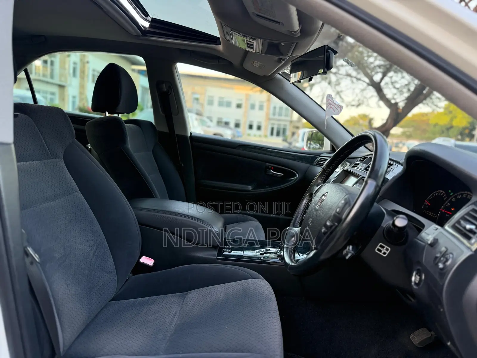 Toyota Crown 2007 White
