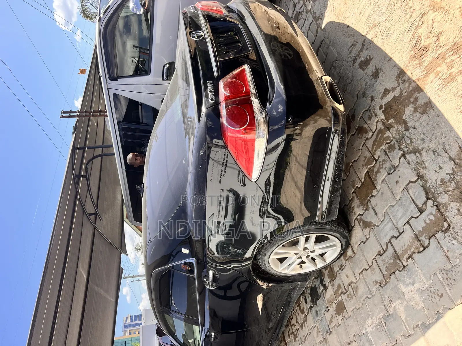 Toyota Crown 2012 Black