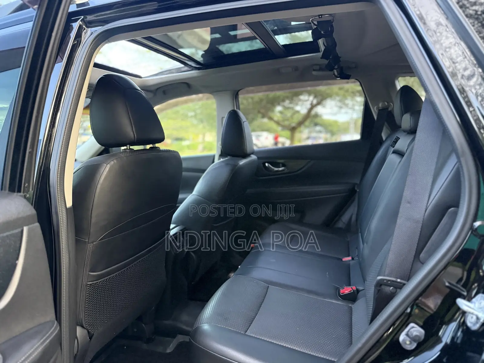Nissan X-Trail 2.0 Petrol FWD 2015 Black