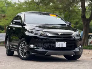 Toyota Harrier 2.0 4WD 2015 Black