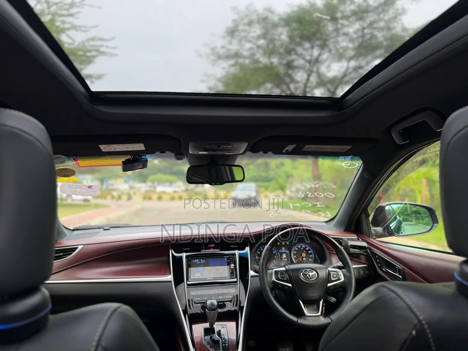 Toyota Harrier 2.0 4WD 2015 Black