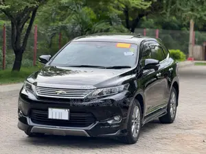 Toyota Harrier 2.0 4WD 2015 Black