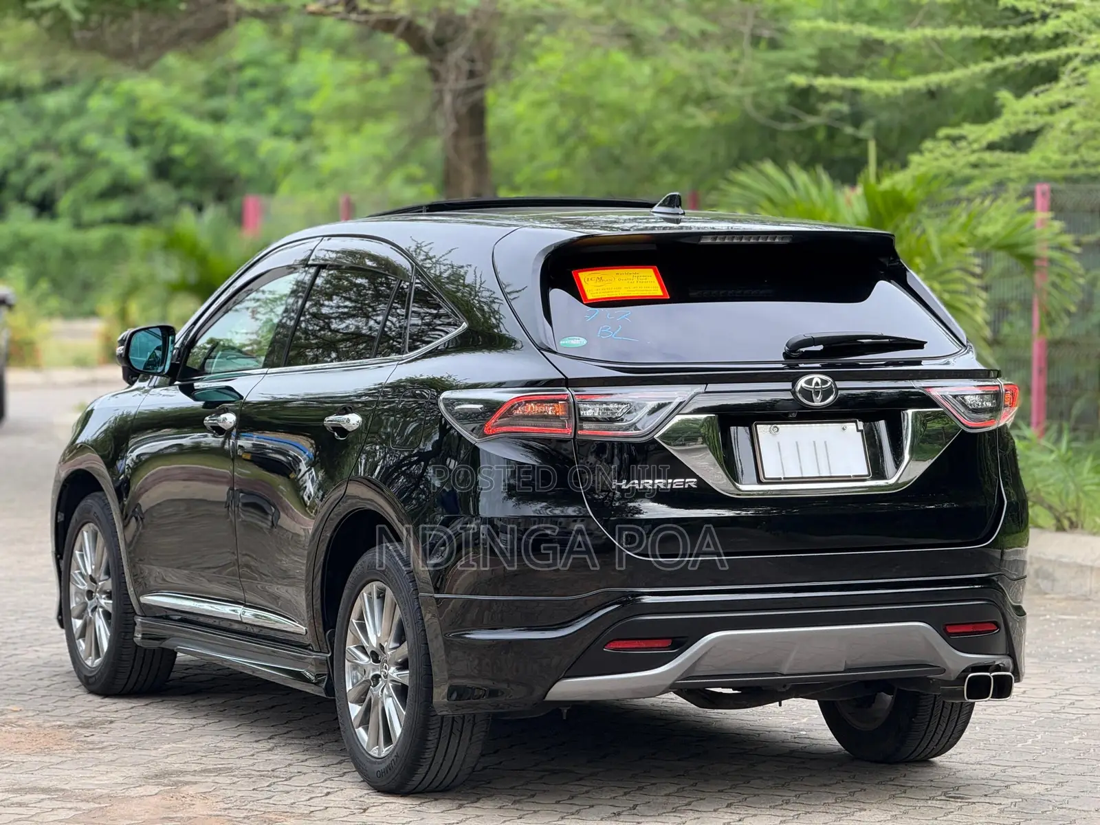 Toyota Harrier 2.0 4WD 2015 Black