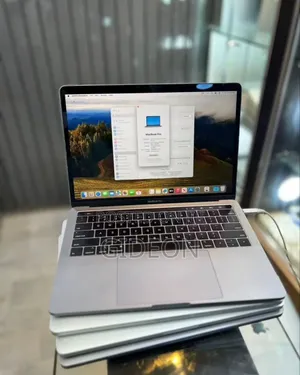 Laptop Apple MacBook Pro 2019 32GB Intel Core I7 SSD 1T