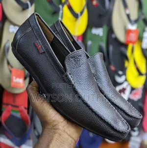 Grade One Clear and Smart Leather Materials Shoes