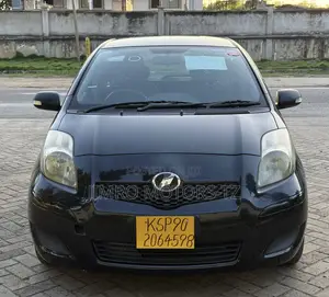 Toyota Vitz 2008 Black