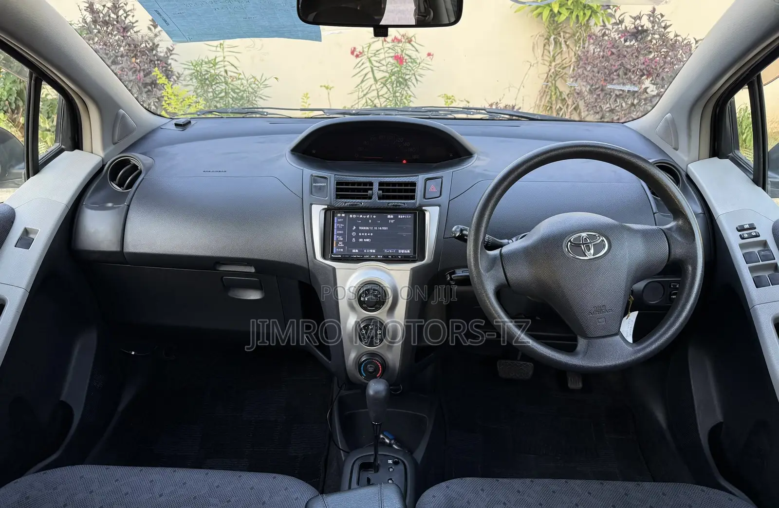 Toyota Vitz 2008 Black