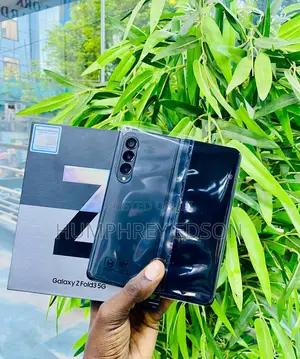 New Samsung Galaxy Z Fold3 5G 256 GB Black