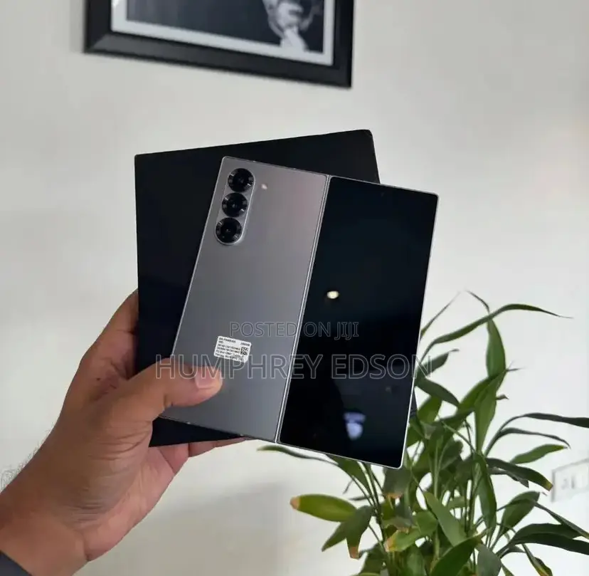 New Samsung Galaxy Z Fold6 256 GB Gray
