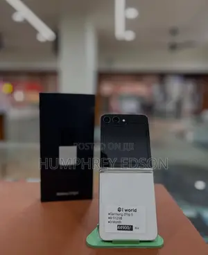 New Samsung Galaxy Z Flip5 256 GB
