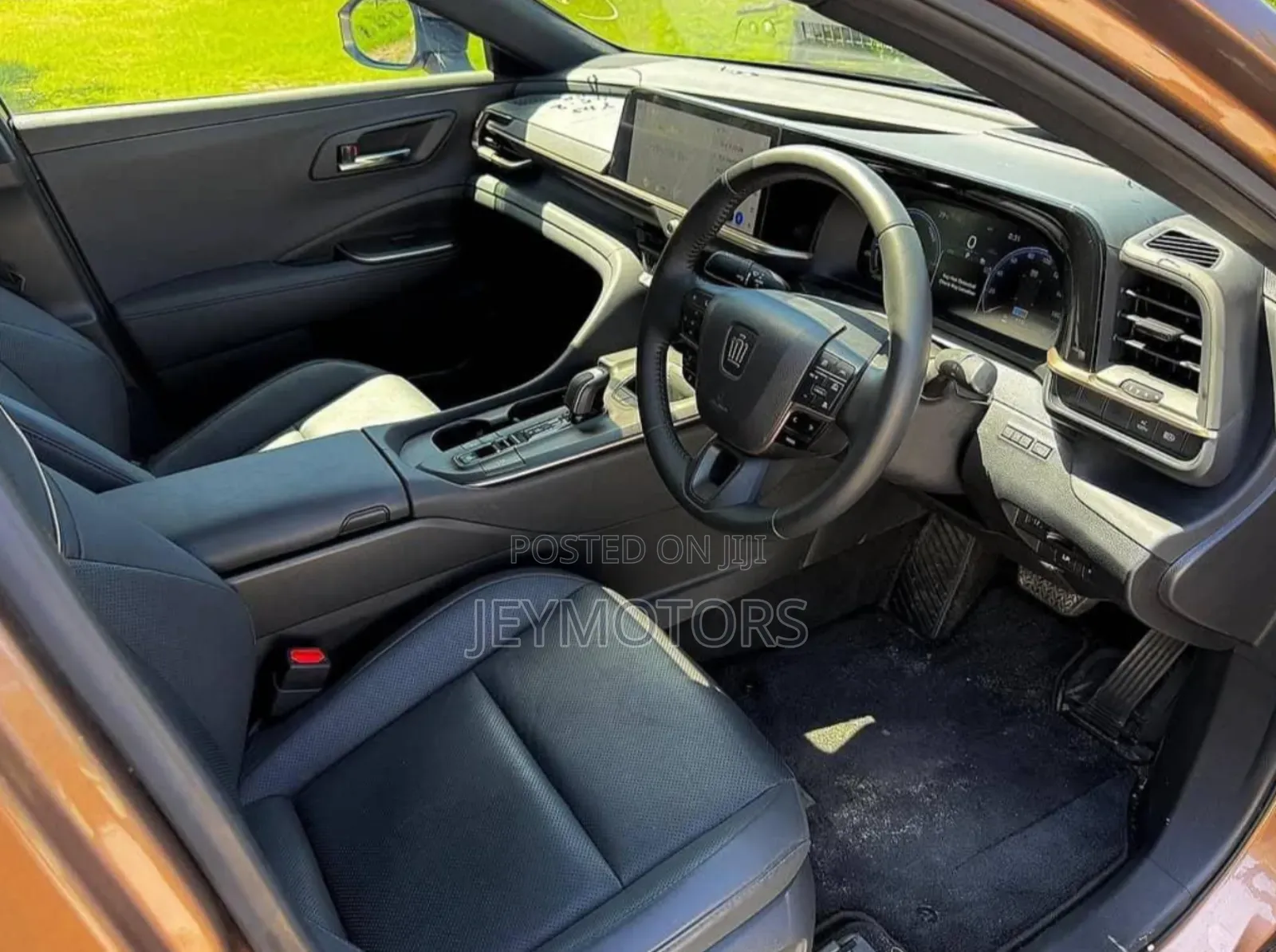 New Toyota Crown 2023 Gray