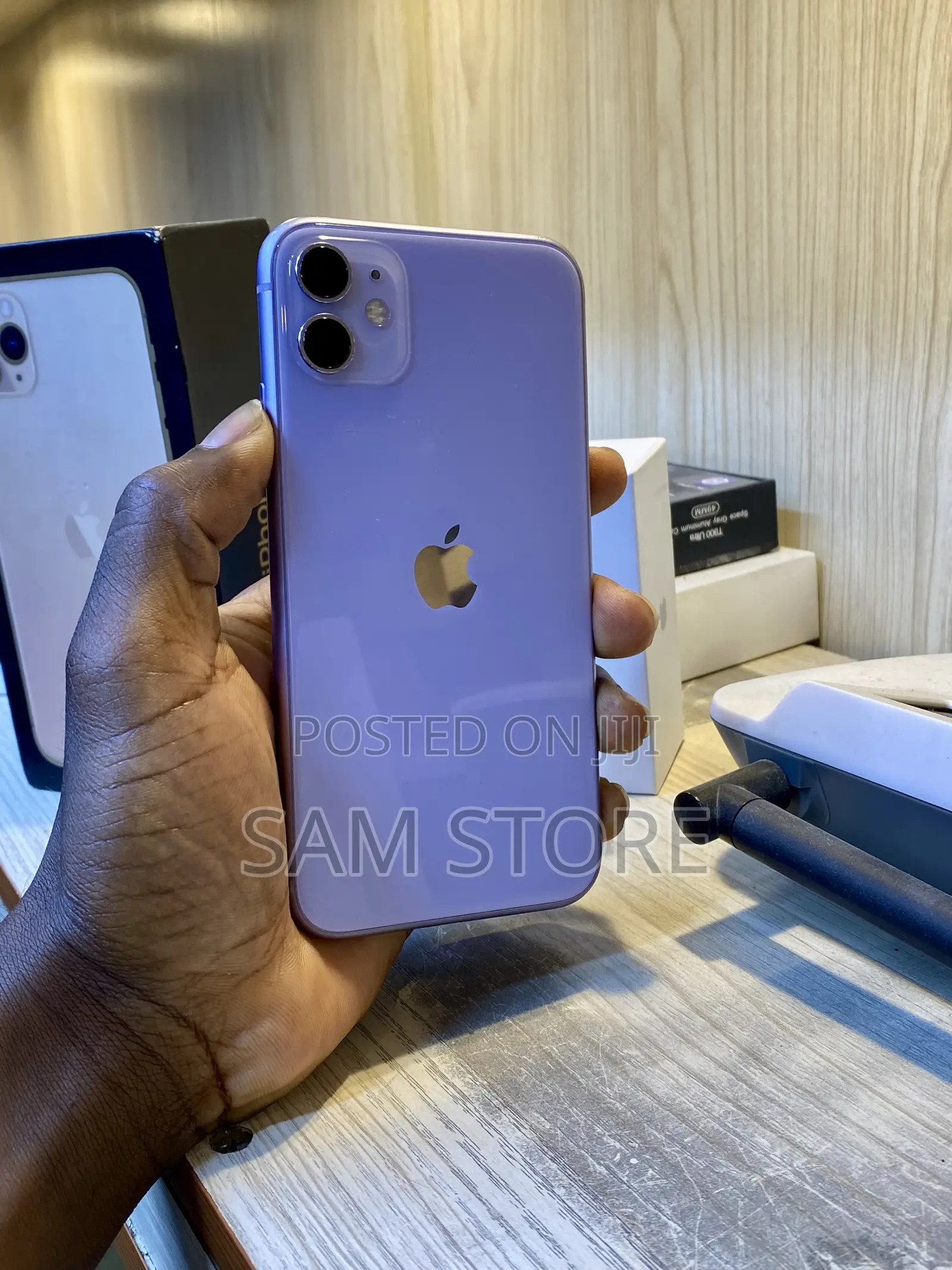 Apple iPhone 11 64 GB Purple