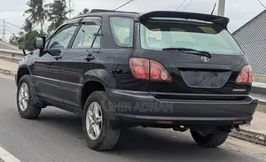 Toyota Harrier 2.2 16V 1999 Black