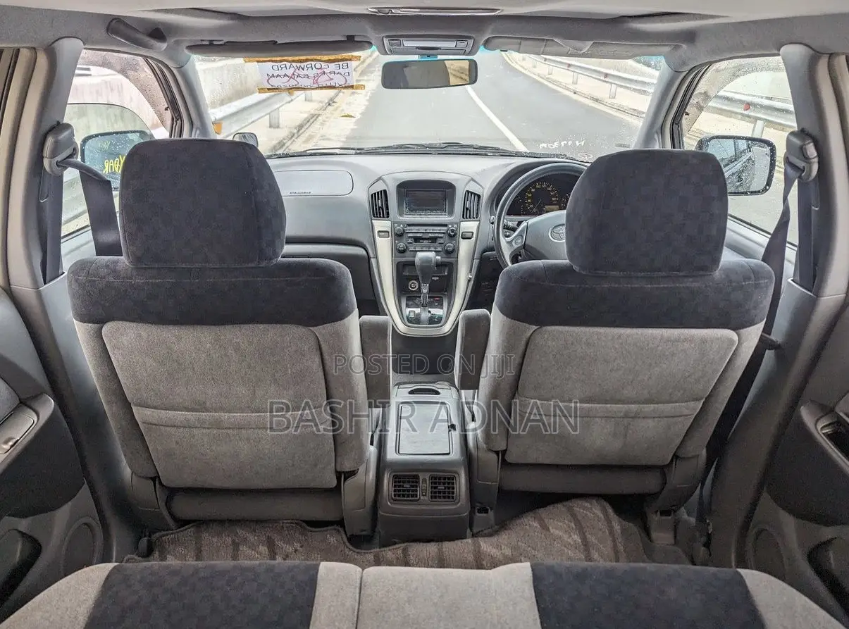 Toyota Harrier 2.2 16V 1999 Black